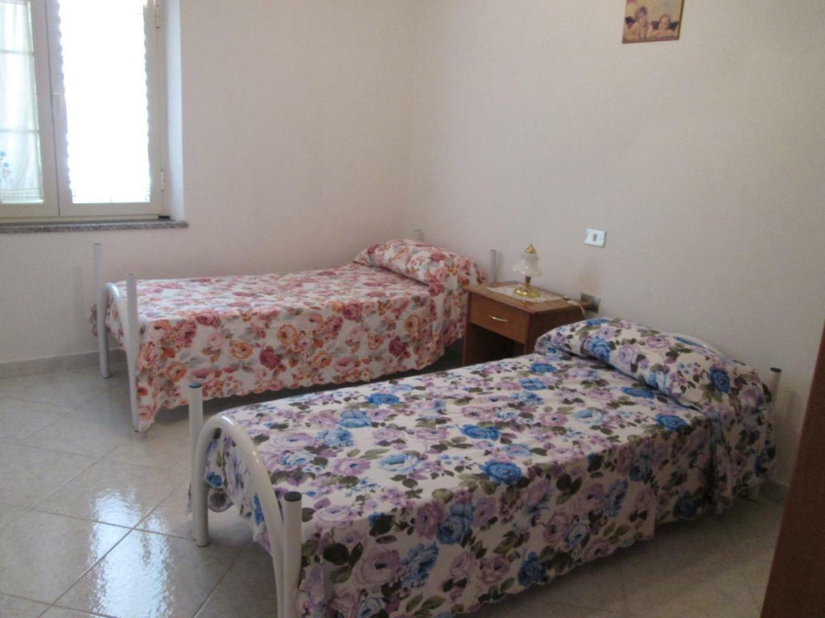 Santu Luisu Iun P2230 Appartement Galtellì Buitenkant foto